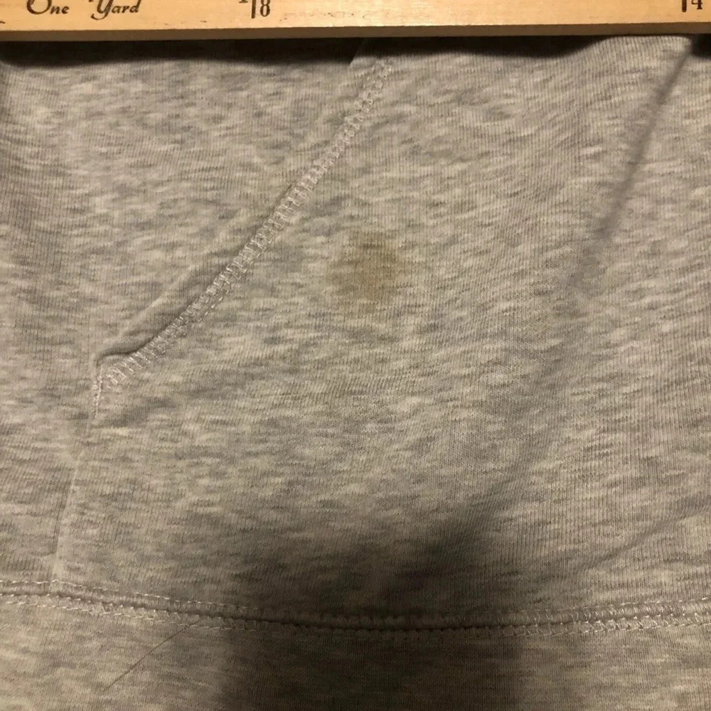 Nike grey light weight hoodie - Picture 4 of 6